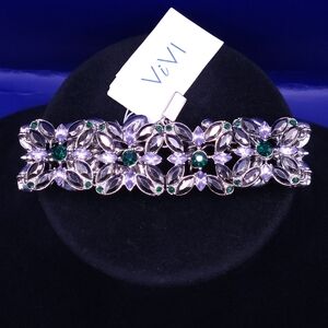 ViVi Silver and Green Floral Bracelet